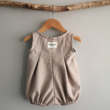 Load image into Gallery viewer, Neutral Soft Cotton Romper Age 3-6 Months

